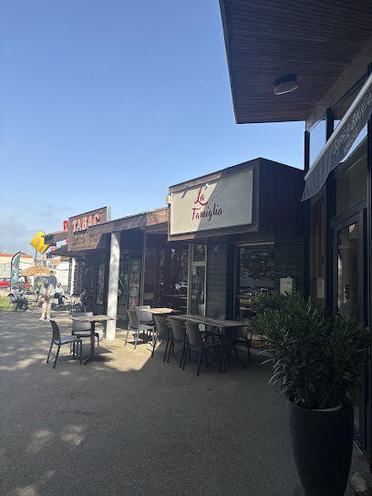 Pizza de La Famiglia Pizzeria à La Rochelle