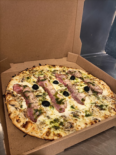 Pizza de Pizzeria Comedia à Nieul-sur-Mer