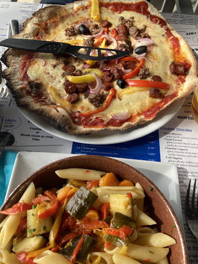 Pizza de Restaurant italien à La Rochelle